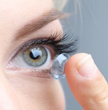 پنج مزیت لنزهای تماسی روزانه